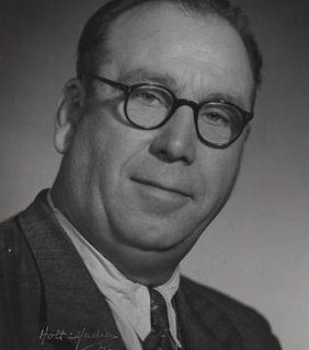  Richard Jensen, en markant skikkelse på grænsen mellem del af den kommunistiske venstrefløj og sortbørsmarkedets efterkrigstid.